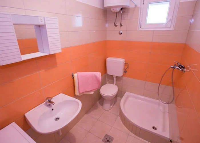 Appartement With Parking Space Lopar, Rab - 22558
